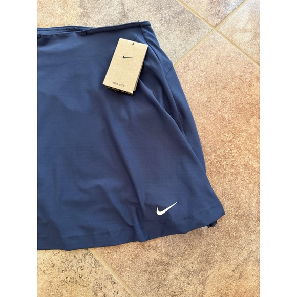 Women's Nike Dri-Fit 16" Standard Fit Navy Golf Skort Size XL NWT - Picture 2 of 6